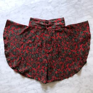 SALE: Vintage waterfall skort
